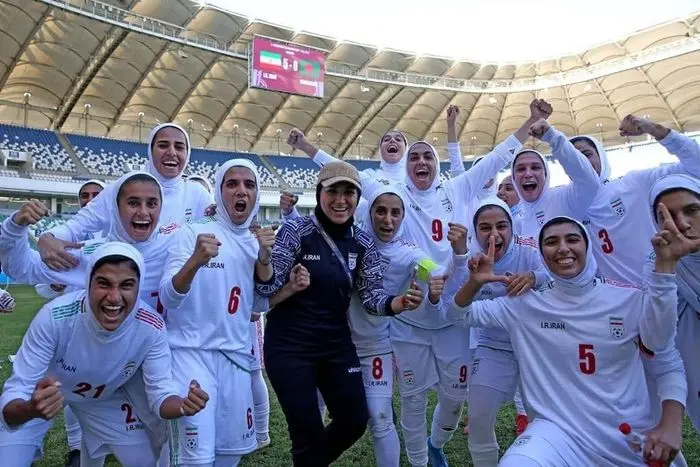 بازی‌های تیم ملی فوتبال ایران با گزارشگر زن