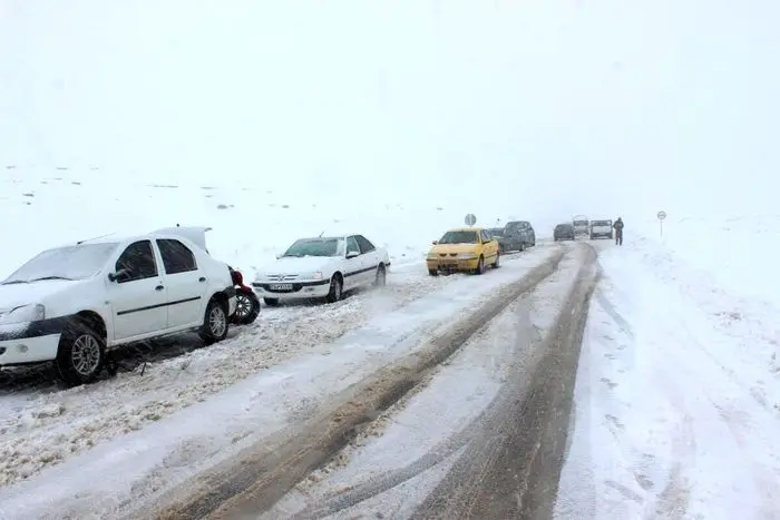  باران و ترافیک سنگین در جاده‌ ها | این مسیرها را فراموش کنید 