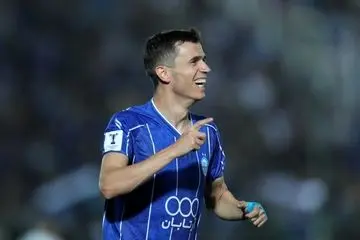 یاسر آسانی اشک هواداران استقلال را درآورد + عکس