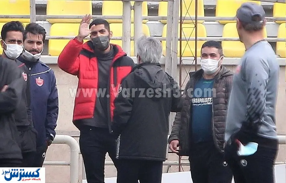 اقدام جنجالی مدافع پرسپولیس؛ چشم در چشم سرمربی