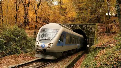 قطارهایی در مسیر بهشت ؛ راهنمای جامع قطارهای گردشگری ایران