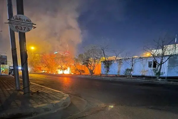 آتش زدن کنسولگری ایران در کربلا