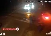 له شدن یک خودرو پس از تصادف با قطار+ فیلم