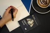 اقامت دائم در انگلستان با دریافت این پاسپورت جذاب