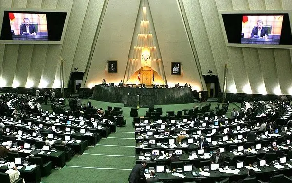 نشست غیرعلنی مجلس برای بررسی قرارداد ایران و چین