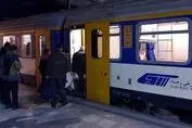 نقص فنی قطار تهران - شیراز را متوقف کرد