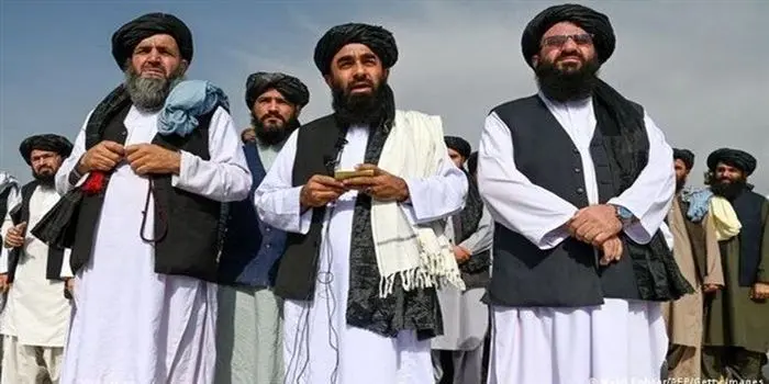 اقدام جدید طالبان درمورد شبکه بی بی سی/ پخش برنامه های محلی ممنوع شد؟