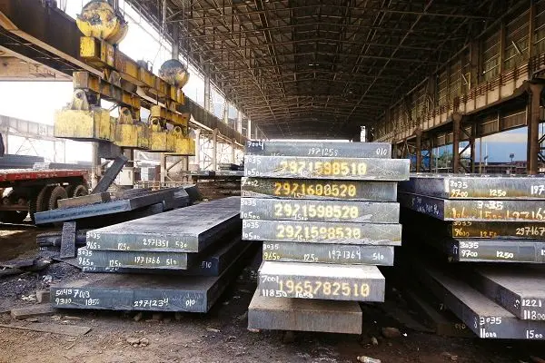 تلاش فولادی‌ها برای افزایش صادرات
