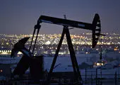 دلار ۱۵ هزار تومانی با فروش ۲.۵ میلیون بشکه نفت در ۱۴۰۰