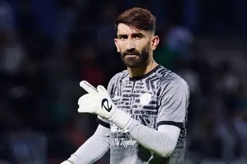 کنایه دروازه‌بان سابق تیم ملی به بیرانوند | شماره یک تراکتور با خاک یکسان شد!