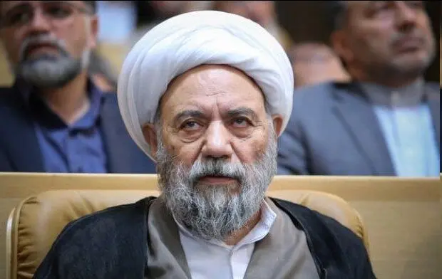 آیتالله صانعی چه کسی بود و چه رابطهای با امام خمینی (ره) داشت؟