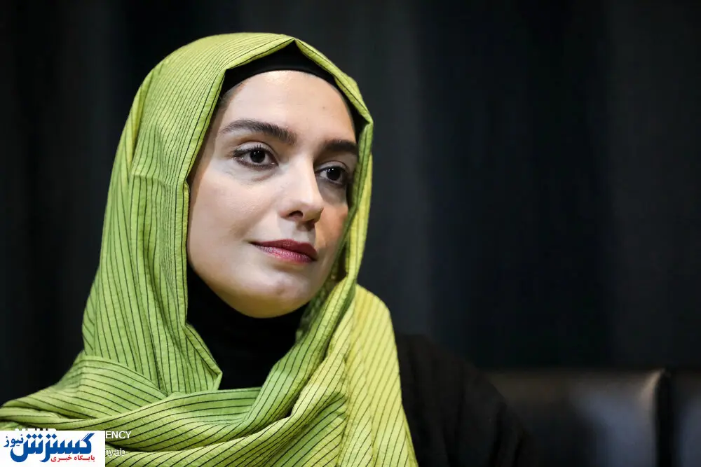 الیکا عبدالرزاقی در کنار بازیگر پرحاشیه