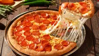 بخوانید/ اینگونه پیتزا بخورید اما چاق نشوید!