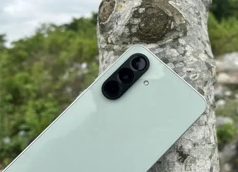 راز برتری گلکسی نوت ۲۰ اولترا؛ چرا هنوز پرچمداران سامسونگ را پشت سر می‌گذارد؟