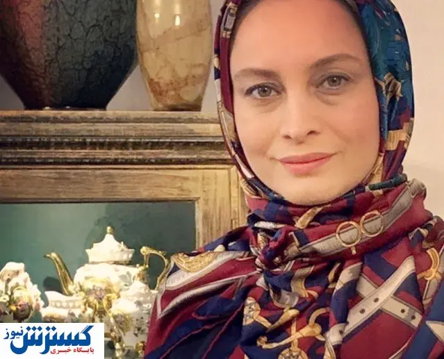 سلفی مریم کاویانی در اتاق گریم