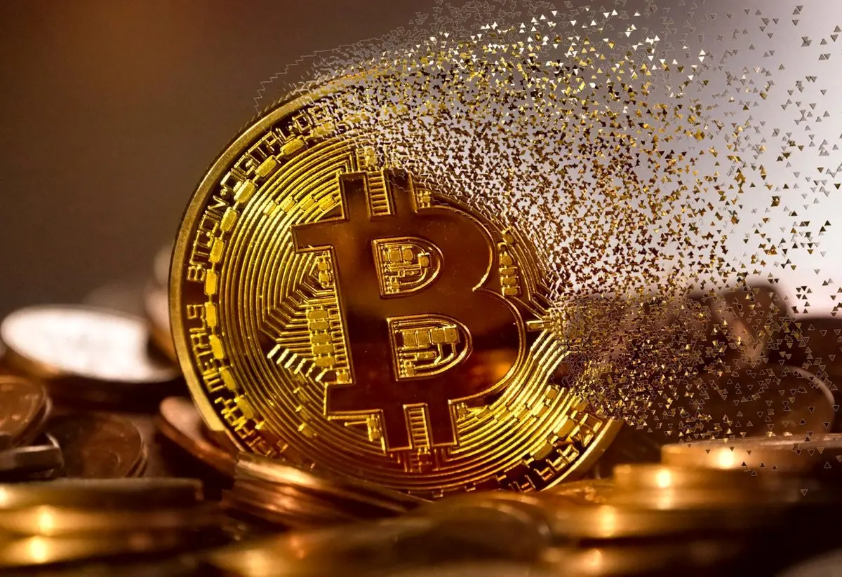 وضعیت بیت کوین دوباره خطرناک شد + قیمت رمزارزها