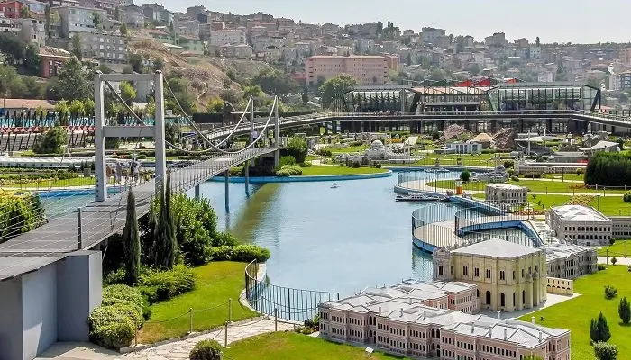 تماشای مینیاتورک پارک استانبول در سفر به ترکیه