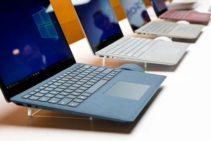 ماجرای لپ‌ تاپ‌ های استوک قاچاق که مجوز رسمی دارند!