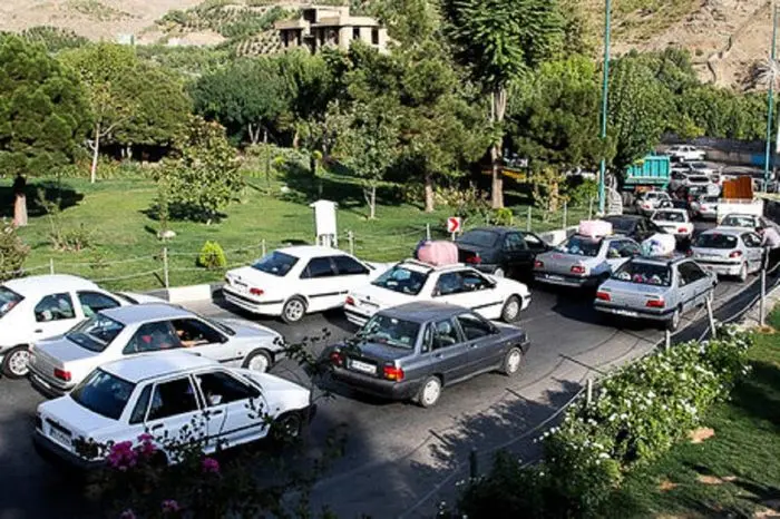 ترافیک پر حجم در محورهای هراز و فیروزکوه