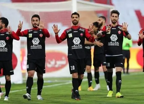 پرسپولیس صدرنشین شد