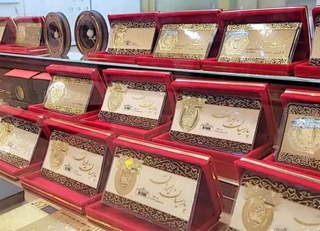 امروز ۱۹ تیر ۱۴۰۴ ؛ قیمت انواع سکه پارسیان | برای سرمایه‌گذاری بخریم یا نه ؟