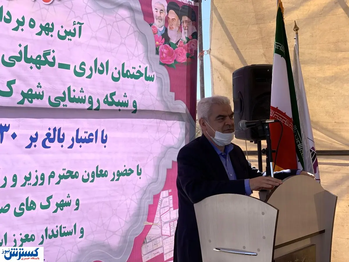 بایستی در راستای اشتغال و اقتصاد مقاومتی کار کنیم