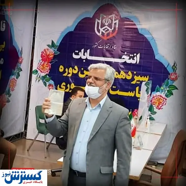 «محمود صادقی» در انتخابات ثبت‌نام کرد
