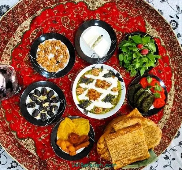 آشنایی با تغذیه مناسب در ماه رمضان / افطار و سحر چی بخوریم؟