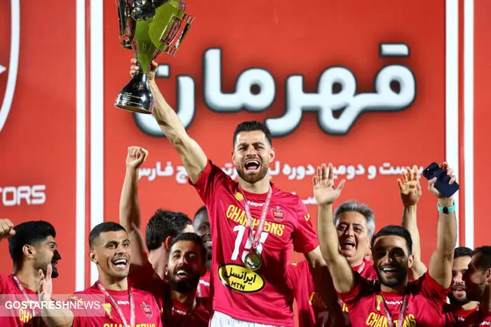 بهترین بازیکن فصل پرسپولیس قهرمان