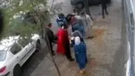 بلعیده شدن مرد و زن کرمانشاهی در خیابان