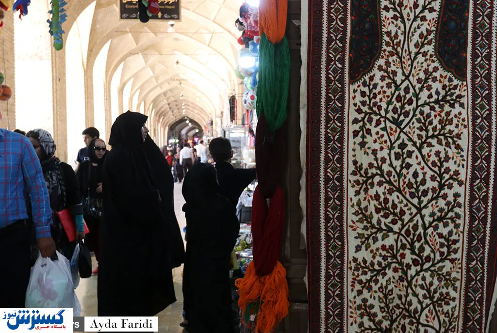 فروش صنایع دستی تنها با مجوز رسمی/ واردات محصولات خارجی ممنوع است