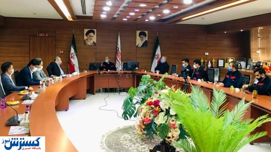 برگزاری جلسه بین مدیران بانک ملت با اکسین