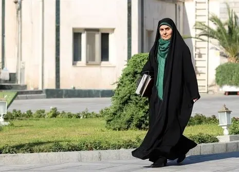 آغاز عملیات ریل‌گذاری راه‌آهن مبارکه-سفیددشت-شهرکرد با دستور وزیر راه و شهرسازی  