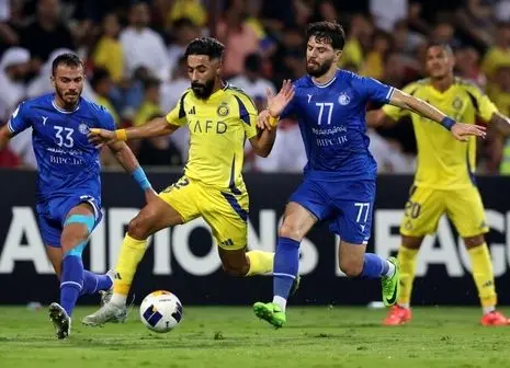 ستاره پرسپولیسی همبازی رونالدو می شود