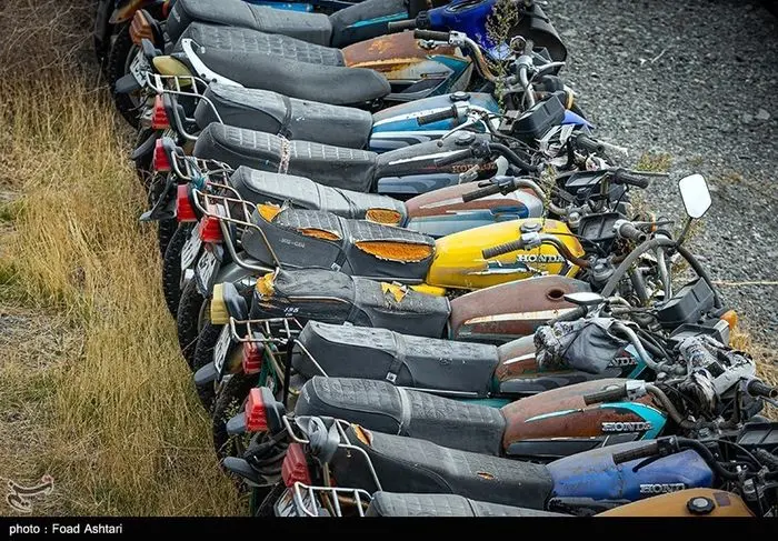تصاویر / رسوب موتورسیکلت‌ در پارکینگ‌های تهران