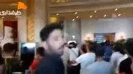 حمله هواداران رونالدو به هتل / در شکسته شد!