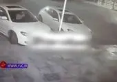 سرقت سه‌باره از یک خودرو در کمال خونسردی! + فیلم