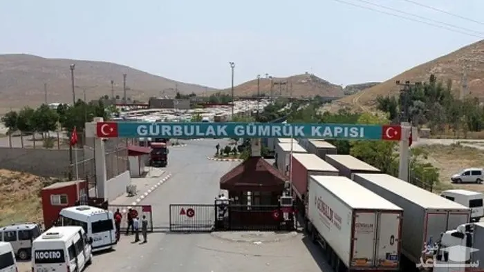 کامیون‌های ایرانی وارد ترکیه شدند