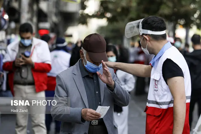تصاویر/ واکنش مردم تهران به تذکر آمران سلامت