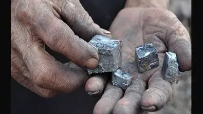 کشف ثروت ۱۰۰۰ تُنی نقره‌ در خاک ایران