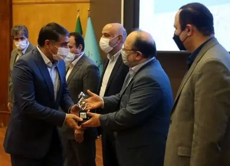 معدن دی ۱۹ به شرکت سنگ آهن آریز تغییر نام یافت
