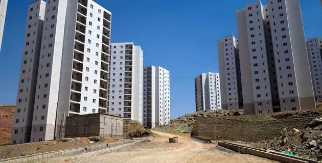 دست دولت در جیب خانه‌ اولی‌‌ ها؛ کاسه صبر متقاضیان مسکن ملی لبریز شد 