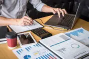 چرا شرکت‌ها به خدمات حسابرسی نیاز دارند؟