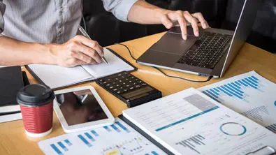 چرا شرکت‌ها به خدمات حسابرسی نیاز دارند؟