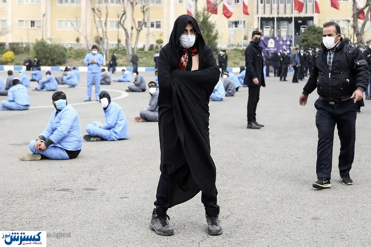 یکی از اوباش تهران با پوشش زنانه دستگیر شد+عکس