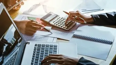 تفاوت بین اصول و مفروضات حسابداری

