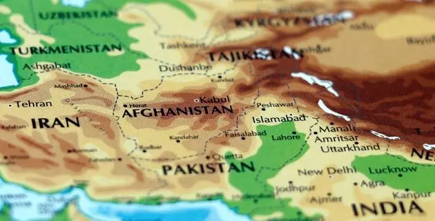 میدان بازی جدید ابرقدرت‌ها در قلب آسیا؛ چشم‌ها به همسایه ایران دوخته شدند 