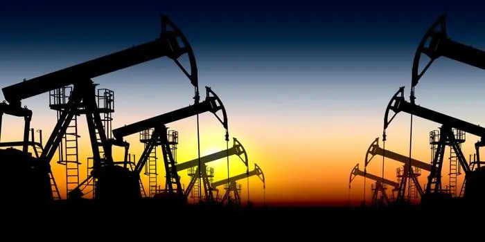 عربستان تولید نفت را کاهش می دهد