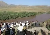 فیلم اجساد شهروندان افغان پرت شده از هواپیما