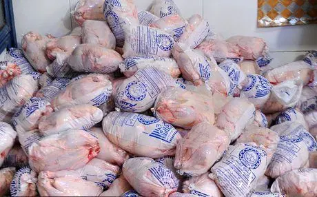 توزیع مرغ ۱۸۵۰۰ تومانی در بازار

